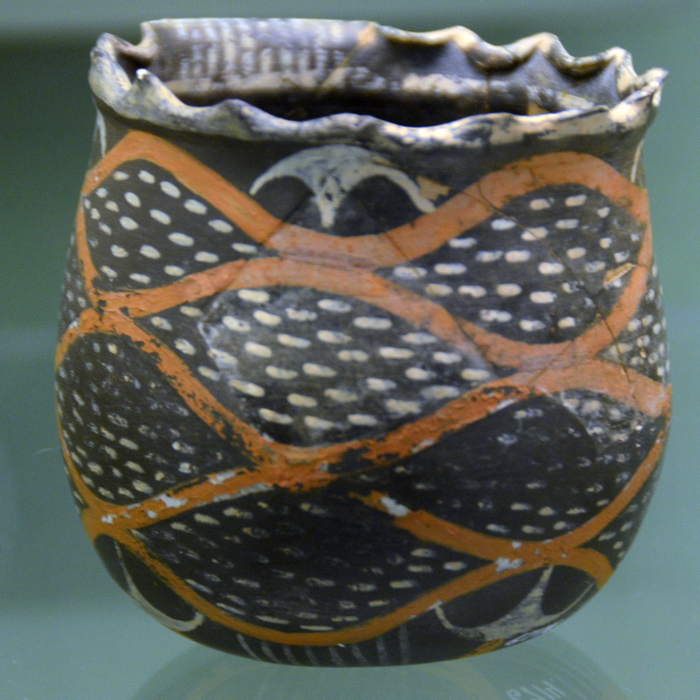 Knossos, Kamares pottery