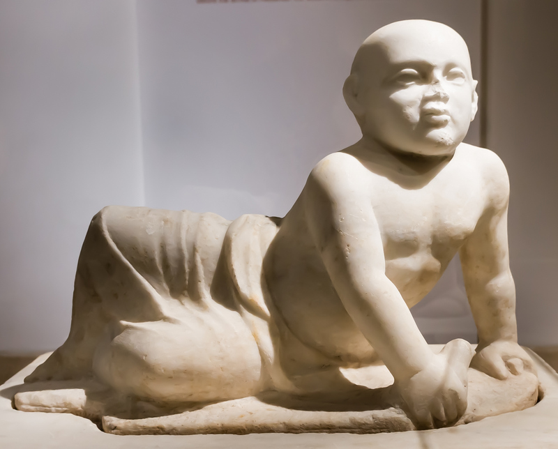 Sidon, Bustan esh-Sheikh, Statue of a baby