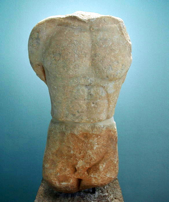 Megara, Kouros