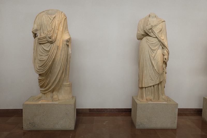 Olympia, Two Roman statues