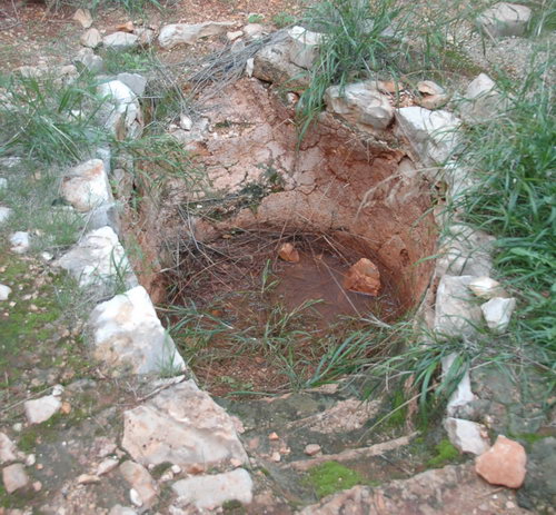 Ras al-Hillal, Byzantine church, Baptismal font