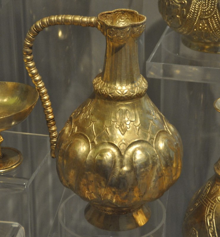 Sânnicolau Mare, Nagyszentmiklós treasure, Gold jar (2) (copy)