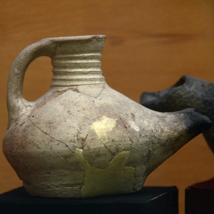 Hamadan, Parthian oil lamp (2)