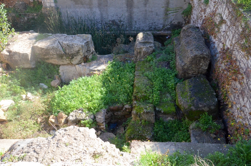 Carthage, Quartier de Magon, Sea wall
