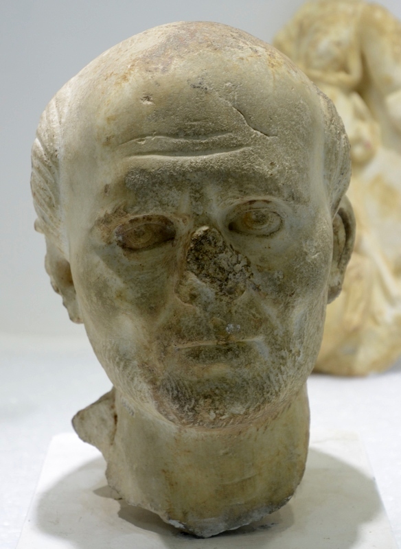 Sétif, Head of a man