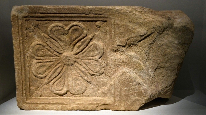 Hegra, Tomb IGN 132, Decoration