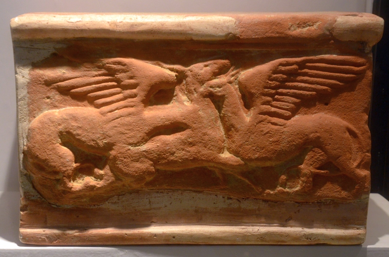 Kerkouane, Altar with griffins