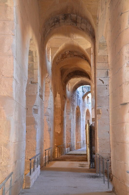 Thysdrus, Amphitheater, Corridor