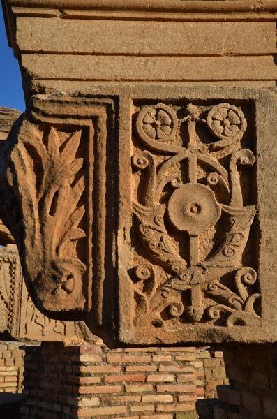 Timgad, Market of Sergius, Decoration