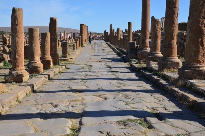 Timgad, Street