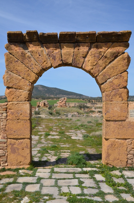 Thuburbo Maius, Temple of Juno Caelestis, Arch
