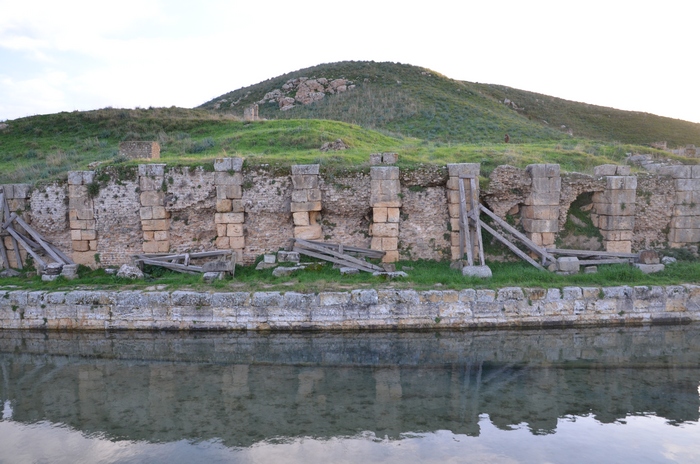 Thubursicum Numidarum, Ain el-Youdi, Retaining wall