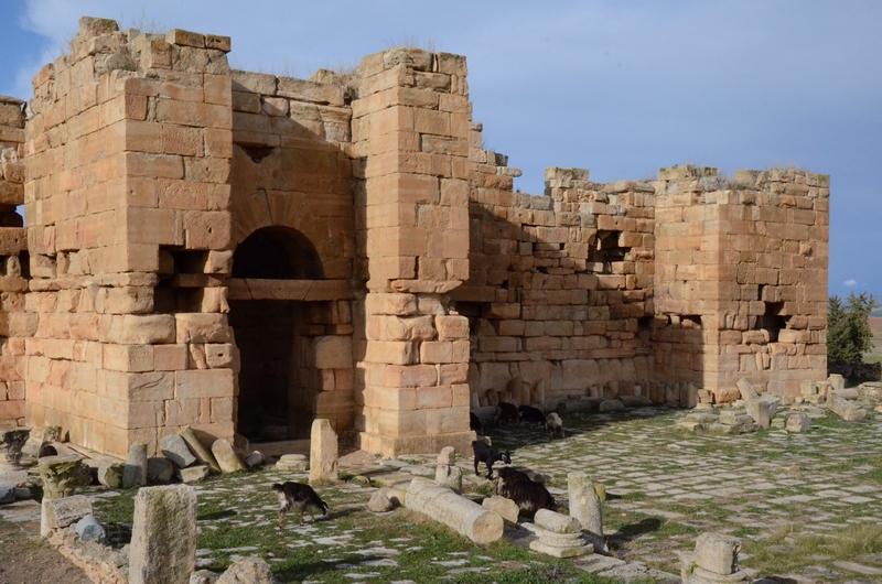 Madauros, Byzantine fort (1)