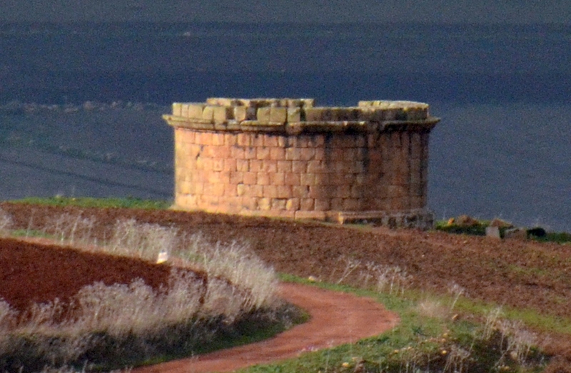 Tiddis, Tomb of Lollius Urbicus