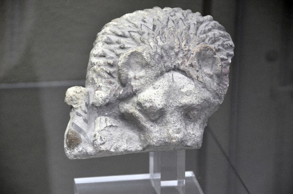 Zancle, Lion-shaped antefix