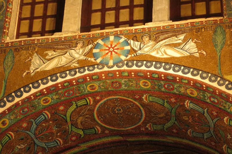 Ravenna, San Vitale, Mosaic of two angels