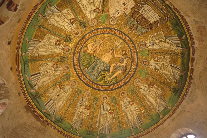 Ravenna, Arian Baptistery, Ceiling with mosaic of the baptism of Christ
