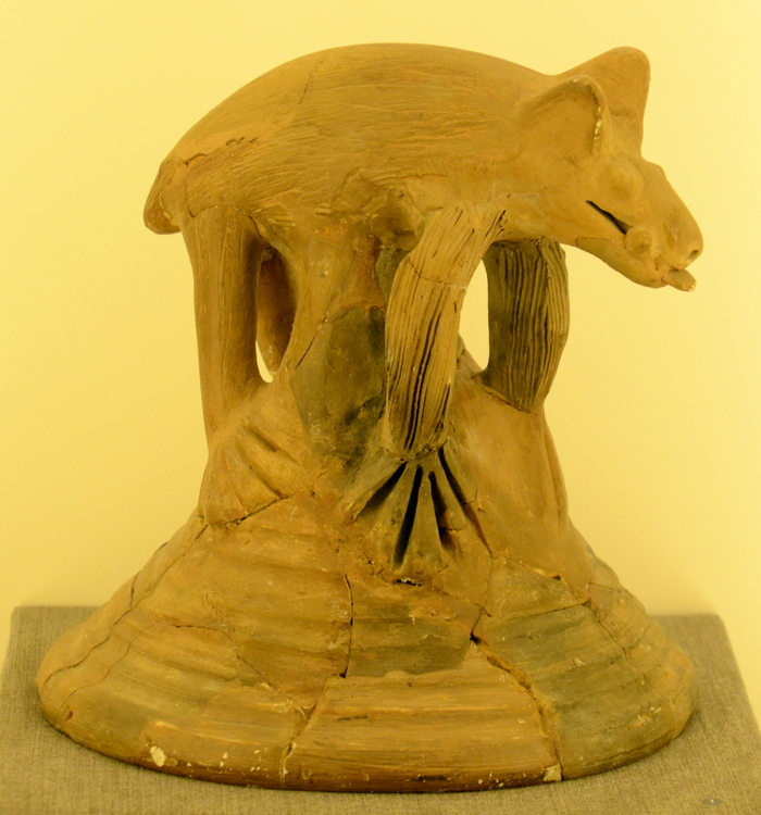 Vernești, Lid in the shape of a boar