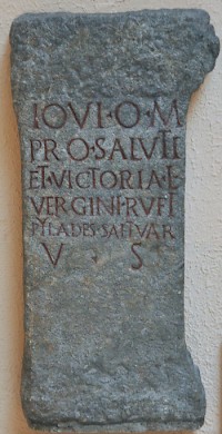 Dedication by Pylades to Jupiter for the victory of Verginius Rufus
