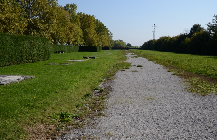 Šempeter, Eastern cemetery and road