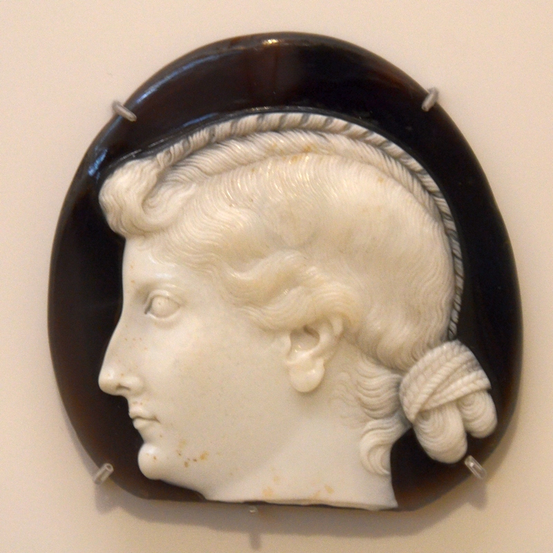 Livia (cameo)