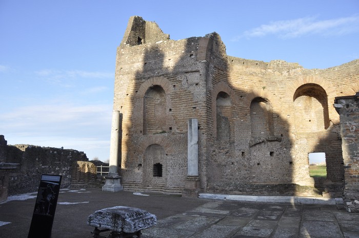 Rome, Via Appia (054L), Villa of the Quintilii, Entrance