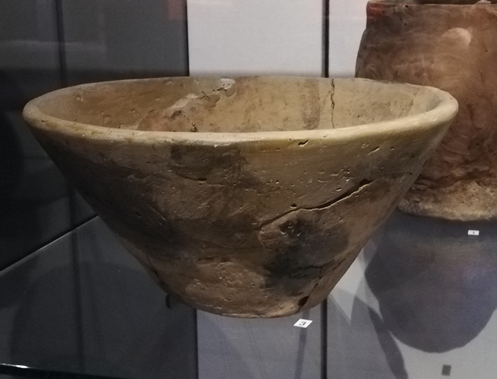 Heveskesklooster, Pottery