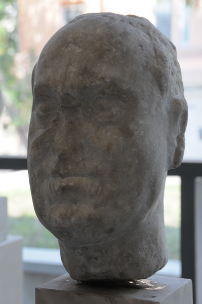 Vitellius (1)