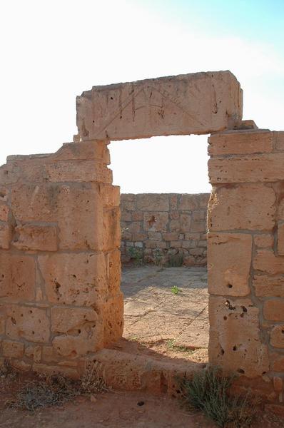 Apollonia, Palace, Gate