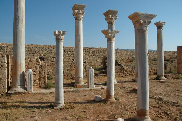Apollonia,Central basilica, Columns