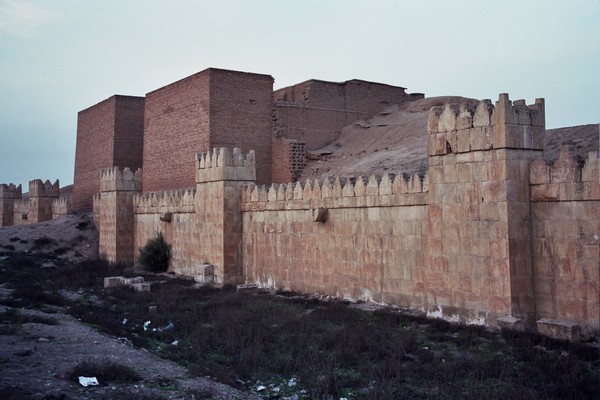 Nineveh, Walls (1)