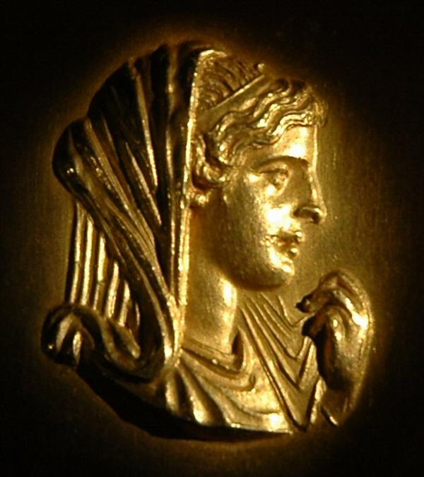 Abukir, Medallion of Olympias