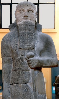 Šalmaneser III, statue from Aššur