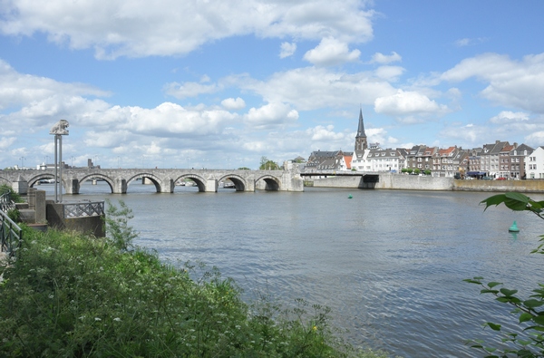 Maastricht, Roman bridge